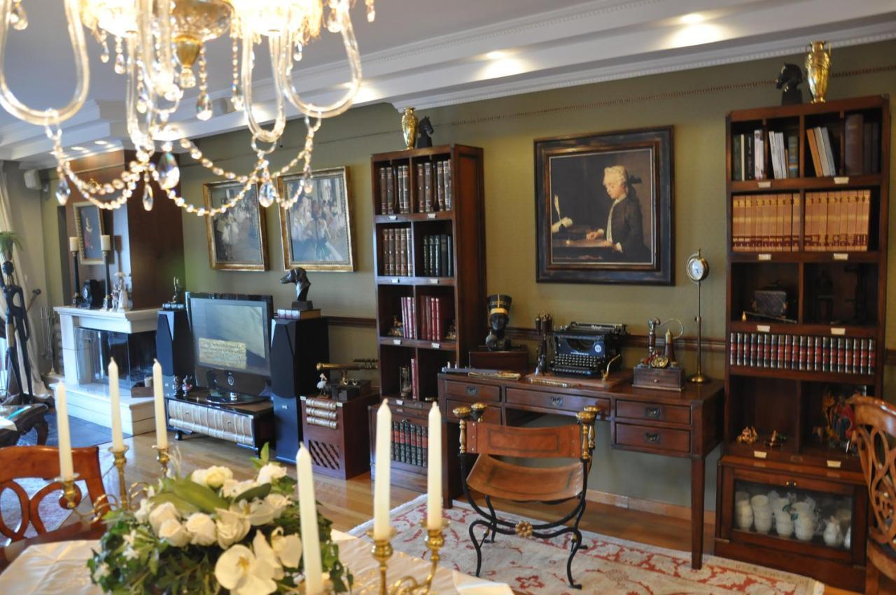 Classic Apartment With Beautiful View Kastoria Esterno foto