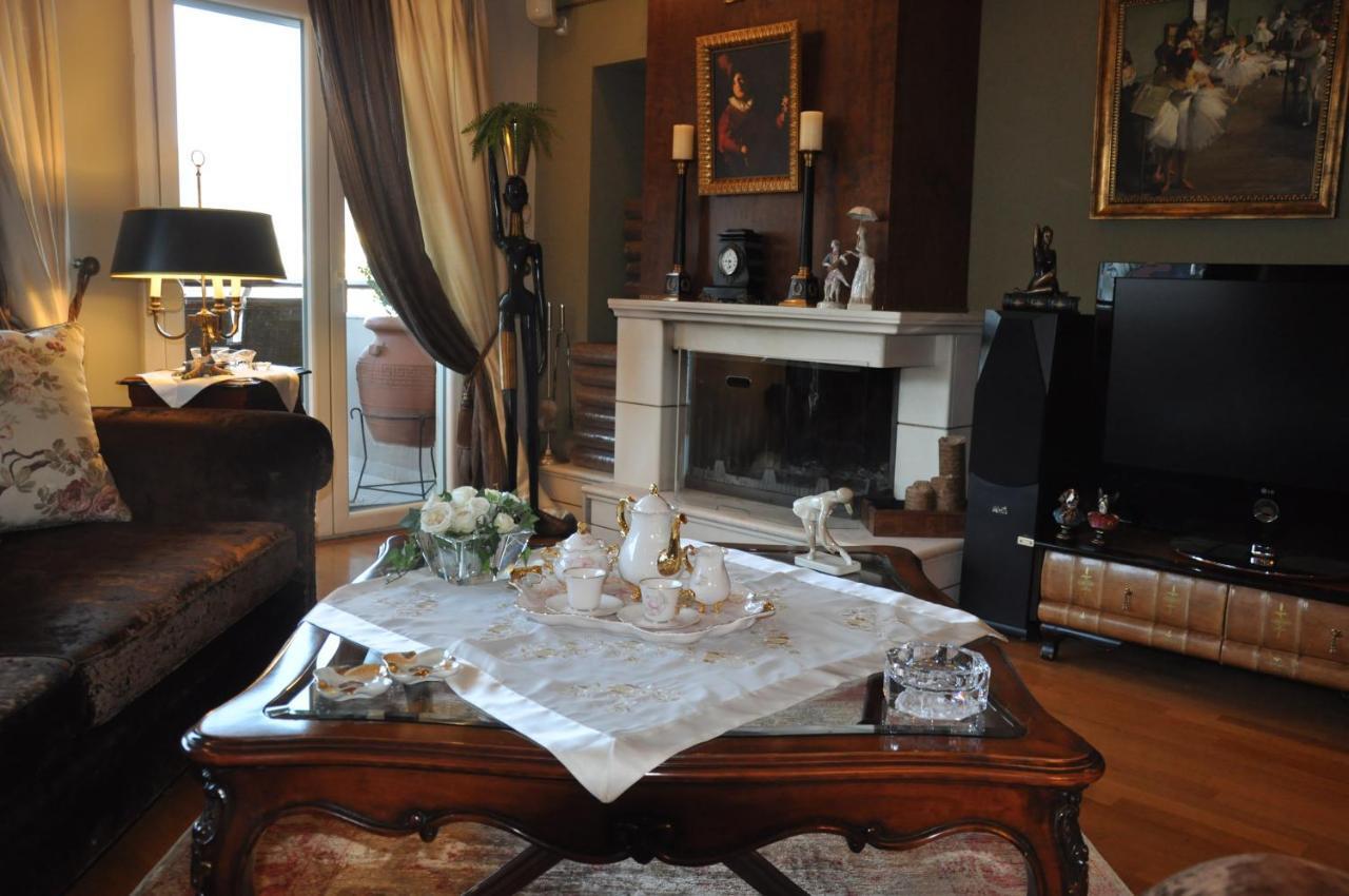 Classic Apartment With Beautiful View Kastoria Esterno foto